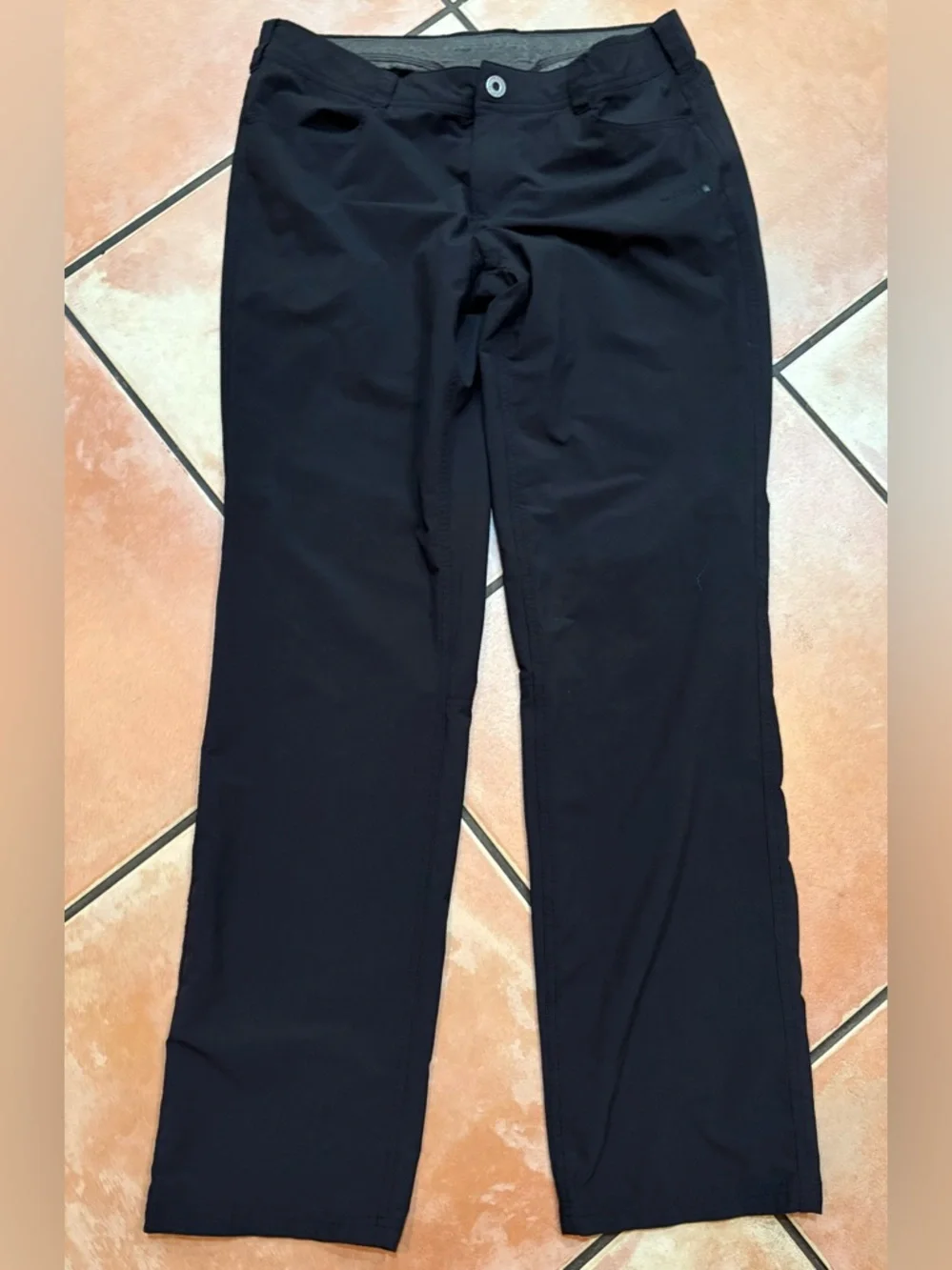The North Face women’s Black hiking pants. Size 8 - Picture 1 of 6